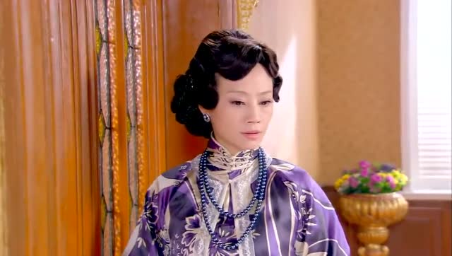 烽火佳人:杜允唐被黎雪梅说是小老婆生的,二太太意外听到尴尬了