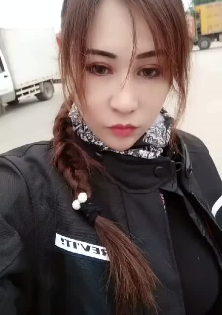 安全官小姐姐露的面了!网友:对不起我忘不了那个蒙面视频