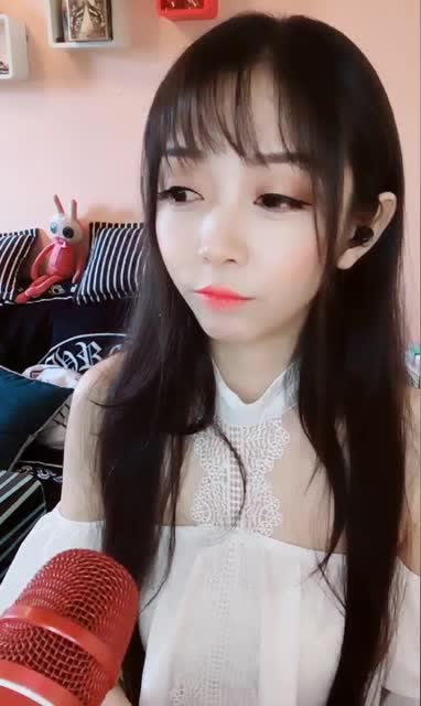 苏萱小姐姐穿白色衣服真美,07