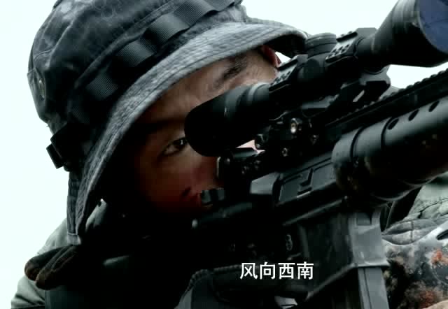 利刃出击:当魔影开枪的时候,不知道谁在背后给他们一枪!