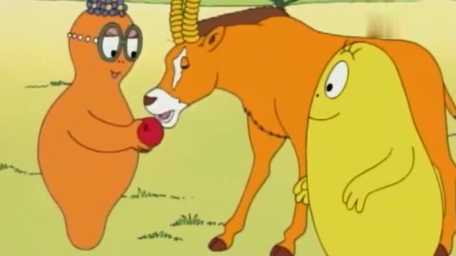 《巴巴爸爸》巴巴爸爸变身为超级车,在原野上带着所有人超开心的