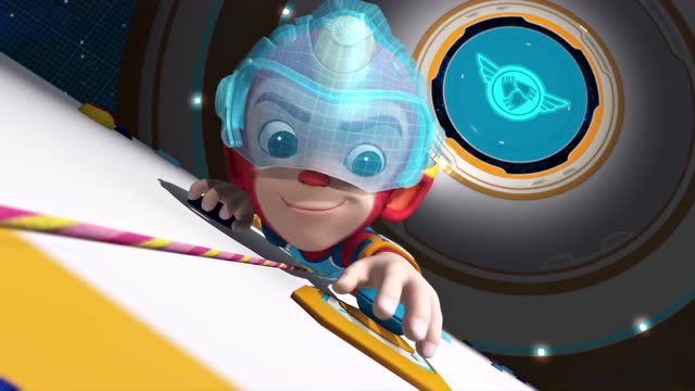 宇宙护卫队:闪电也在训练攀岩,利用伸缩绳玩的好开心