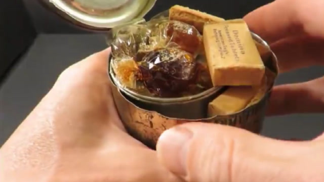 79年前"军用罐头",打开后场面一度混乱,网友:加了多少防腐剂