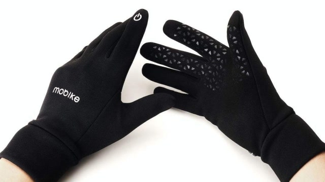 美国发明黑科技手套,让手瘫痪者重新动起来,太暖心了