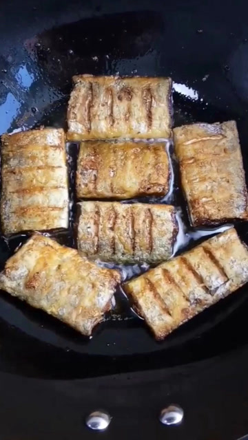 煎带鱼的做法,很好吃,不会的朋友看过来