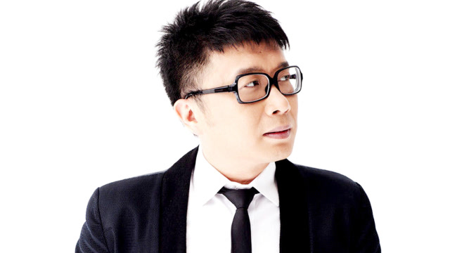 庞龙的三首经典歌曲,《爱了一辈子》勾起人深深的回忆,百听不厌