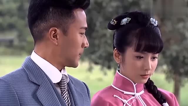 菩提树下:龙少爷带姑娘回家,被小伙撞见,小伙心死另娶妻