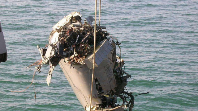 日本f35坠机,美国却是最闹心的.残骸被中国捞走了可怎么办?