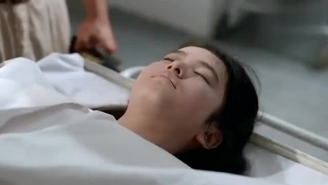 力王:力王的女朋友被污了清白坠楼身亡,力王怒气滔天找青龙帮报仇