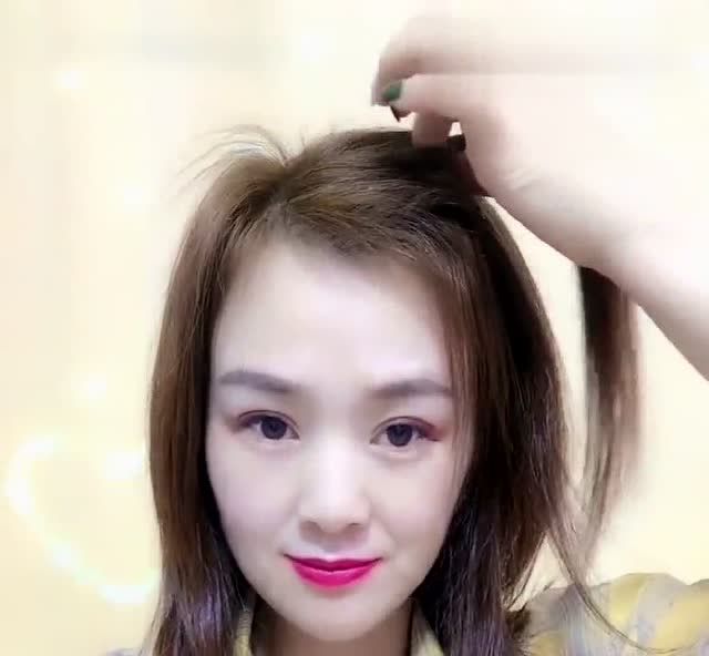 网红扎发就这样扎,简单又时尚,回头率杠杠的!