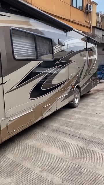 赵丽颖的房车,太霸气了