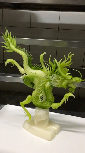萝卜雕刻的龙