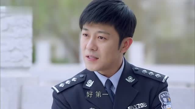 江城警事:杨欢堵路调侃哥哥的心上人,哥哥出面解决问题!