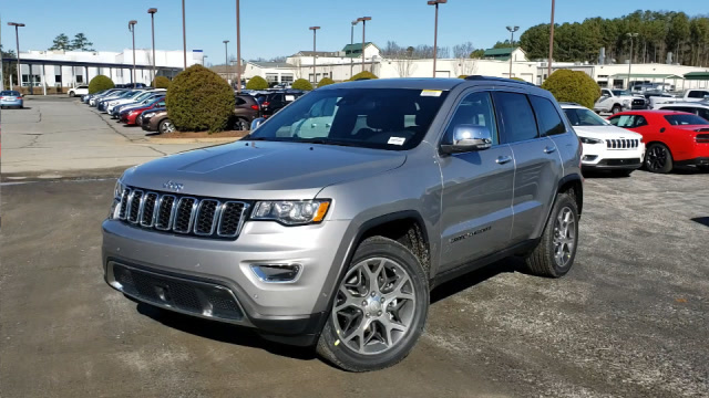 2020款吉普大切诺基到货,看到这颜值和内饰,给个不心动的理由