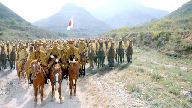 最强骑兵连大批鬼子骑兵持刀冲锋我军无所畏惧拿枪狂扫射