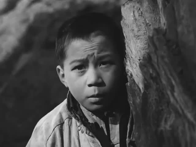 小海娃急中生智,重要信件藏在了这里?躲过了鬼子的搜身