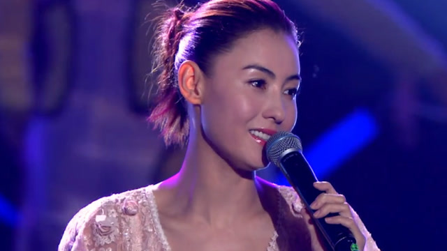 最近张柏芝演唱的《酒醉的蝴蝶》大火!这嗓音也太伤感了,好听