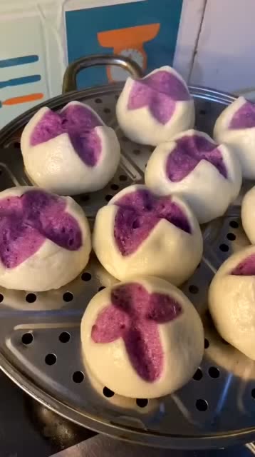 自家蒸的香芋馒头要是用手这么一操作基本是可以出锅了