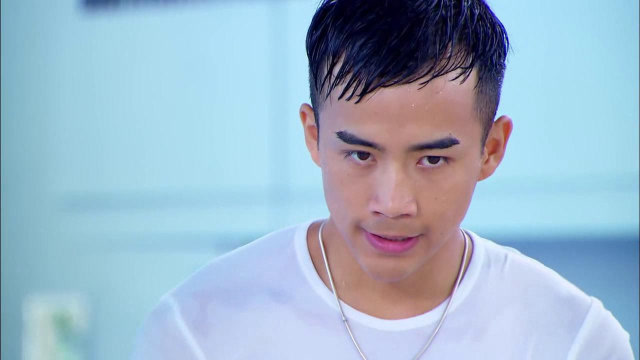 夏日心跳:吹爆罗云熙颜值!近镜头大帅脸,这谁顶得住