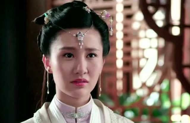 方瑶故意让丫鬟使坏,沈勇知道了非常生气,霸道护妻