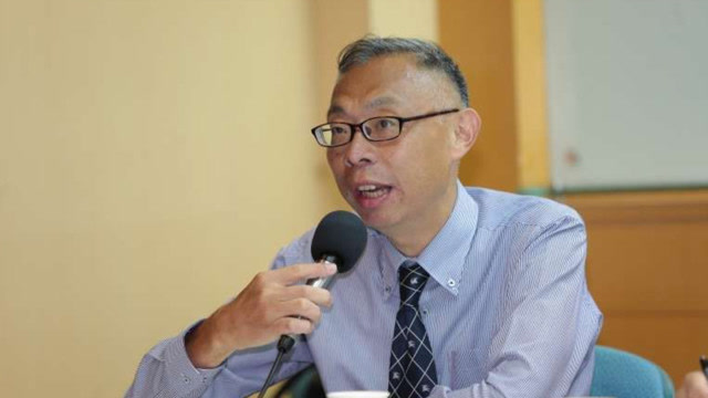 台湾教授雷言滚滚::大陆没钱了,以后只能用纸飞机"巡台"