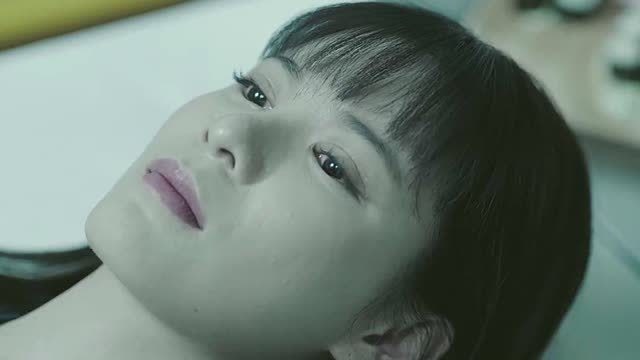 美女被杀死做成料理载具,看完之后你们还敢吃这样的料理吗?