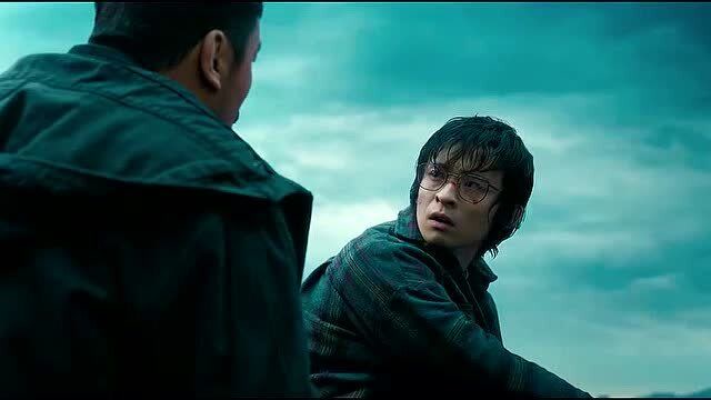 屠灵老板觉得路空文写的小说影响了他的健康遂派人刺杀陆空文