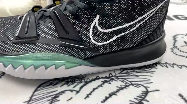 纯原欧文7代拆解报告!中底气垫如何配置的?