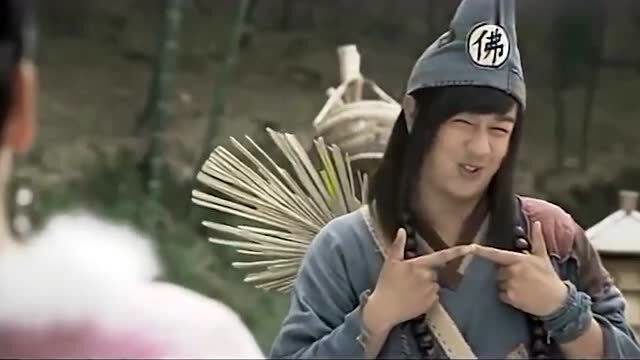 活佛济公:雪女将万年雪藕交给道济,下秒道济直接将她变成凡人!
