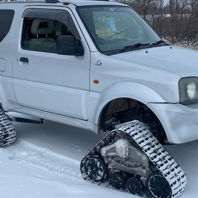 铃木吉姆尼配置mattracks全地形橡胶履带轮雪地试车