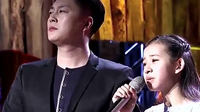 王鹤翔程晨演唱雁南飞开口瞬间便使评委席鸦雀无声