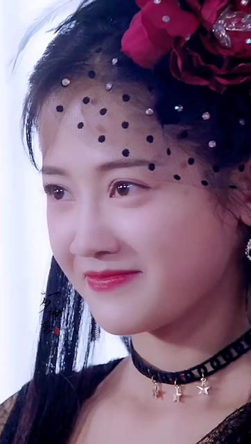 郑湫泓1990年11月25日出生于广东揭阳,因一首极乐净土大火
