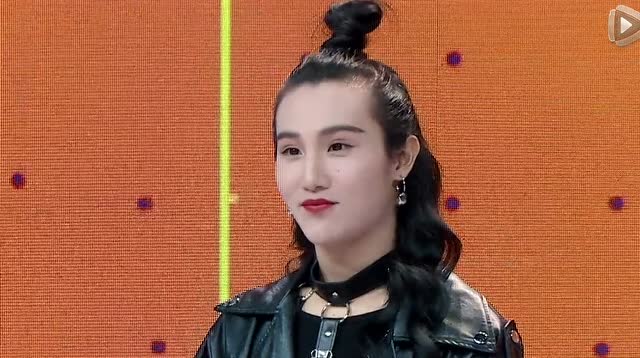 明日之子 杨幂听到红眼眶,姚曦深情唱《妈妈》超感人