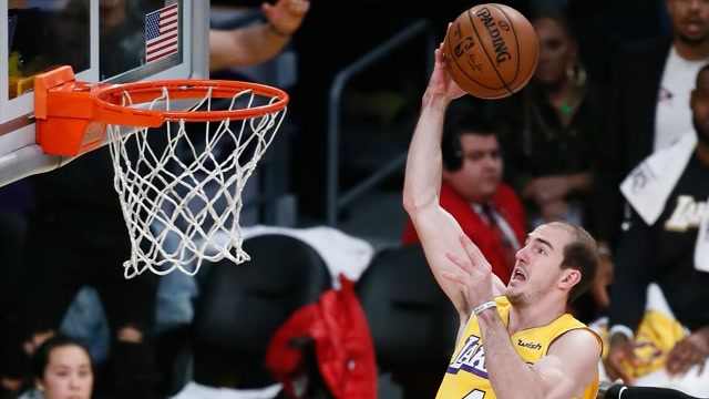 别看我秃扣到你哭! 卡鲁索新赛季暴力扣篮合集