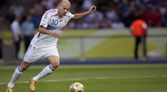 10大点球射门,看起来也太轻松了