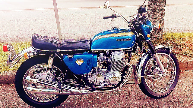 翻新48年前的四缸本田摩托车