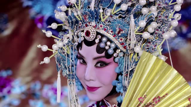 青衣--孙丽英演唱 陈道斌 孙红莺作词 吴小平作曲