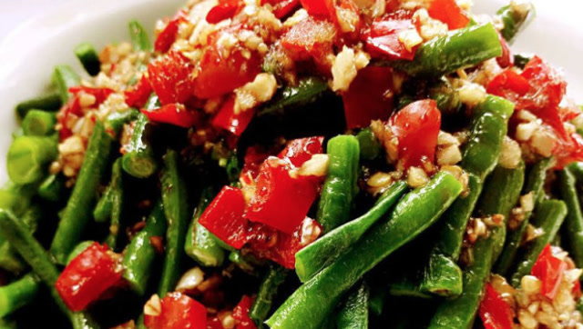红油豇豆,炎热夏天里少不了的一道爽口小菜
