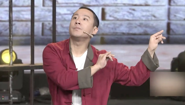 郭阳郭亮太逗了把黄圣依都带跑偏了观众几乎乐的合不拢嘴