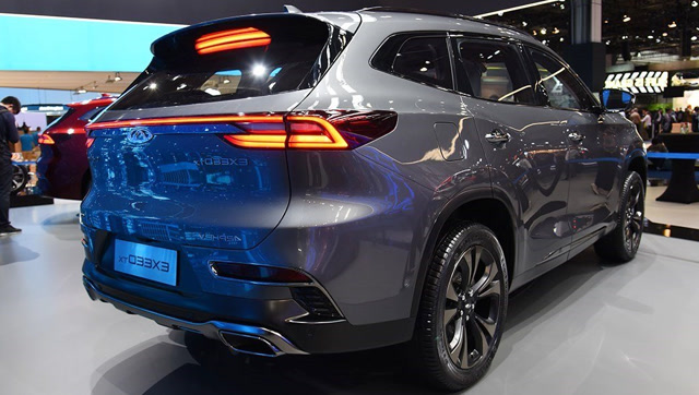 奇瑞终于"翻身"了!刷脸就能开,车门一开明白什么才是国产高端