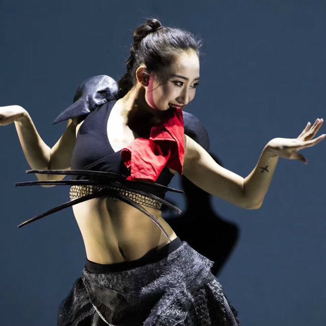 李一朦《触·处》亚洲舞者的即兴freestyle舞蹈教学