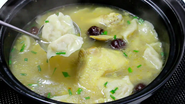 如此创意又美味的鸡汤饺子 你吃过吗