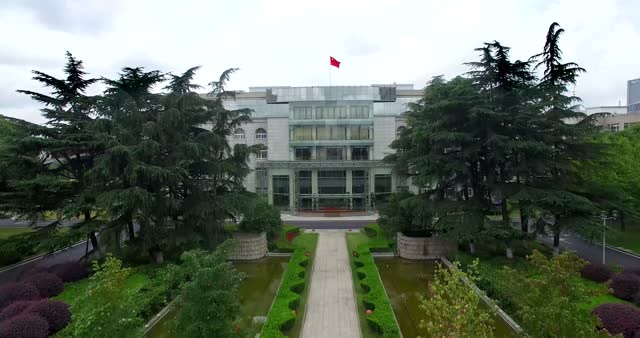 中共上海市委党校图书馆