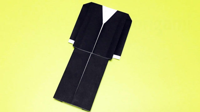 手工折纸教学视频,教你怎样用纸制作衣服