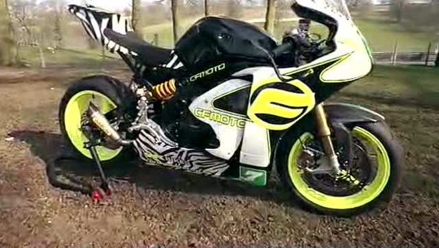 春风650i赛道上的风姿