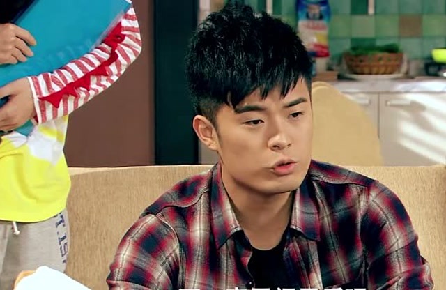 《爱情公寓4》曾小贱因是处女座,被强行调查