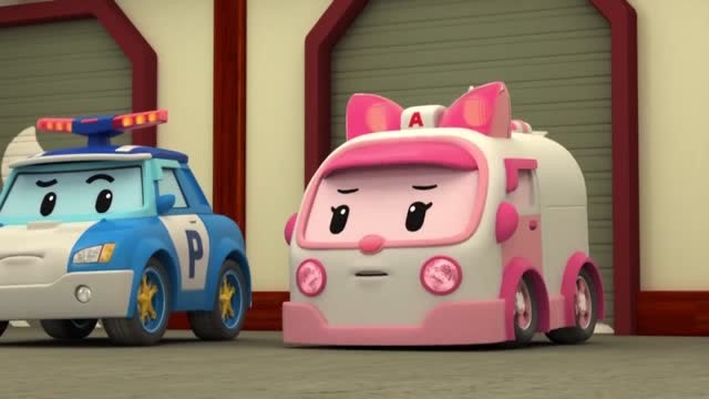 变形警车珀利:小娟思考透明光线的用途,潜入敌军窃取情报!