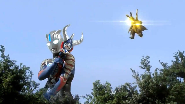 奥特曼:欧布剑法好快,不过看这眼神,和玉响公主关系不一般啊!