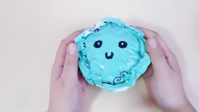 塑料袋自制捏捏乐,简单好玩的玩具,捏一捏心情都变好了!