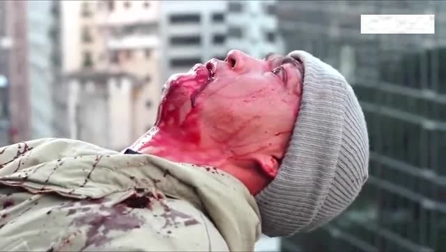 黑社会老大万梓良心狠手辣,搞个突袭成奎安被乱枪打死